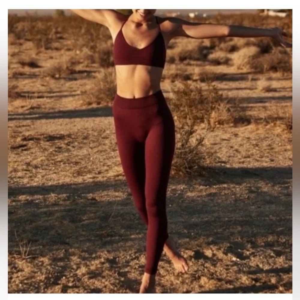 BNWT-Spiritual Gangster Leggings